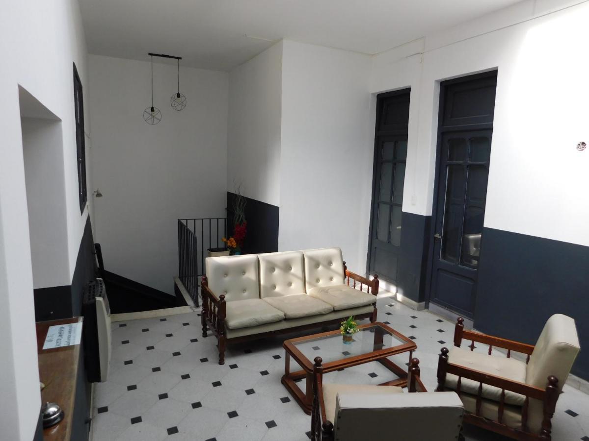 Hostal Vampaya Salta Ngoại thất bức ảnh